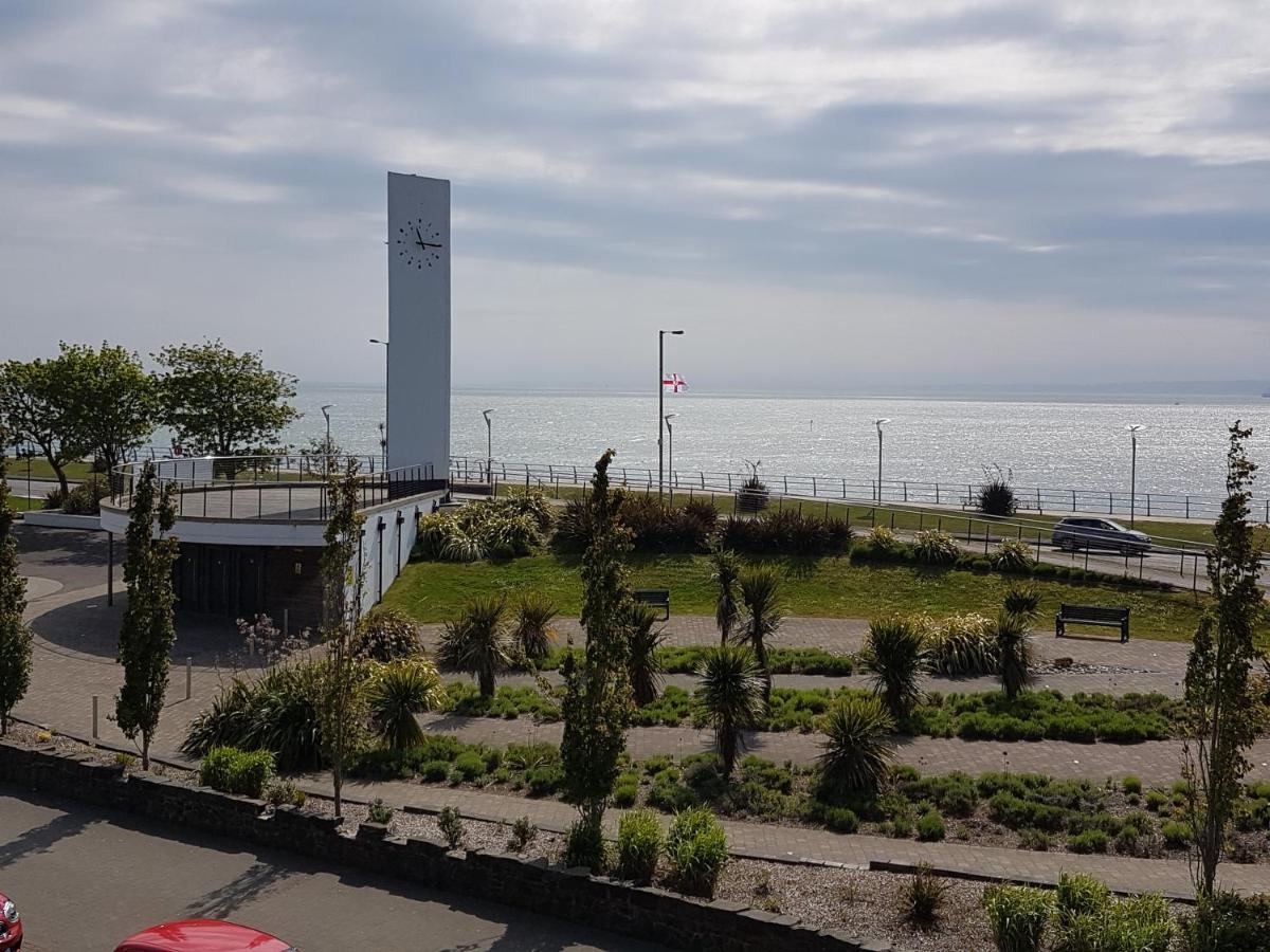 Walter's Place * Carrickfergus
